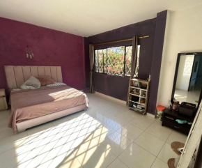Habitación privada con baño y vestier
